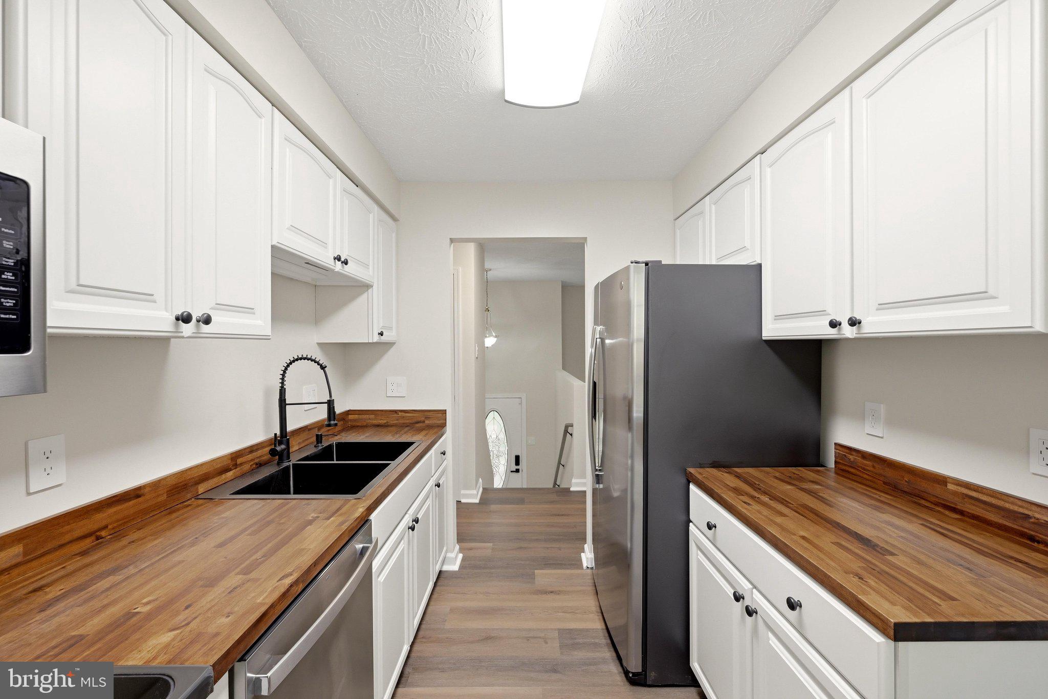 APPLE MT LAKE - Residential