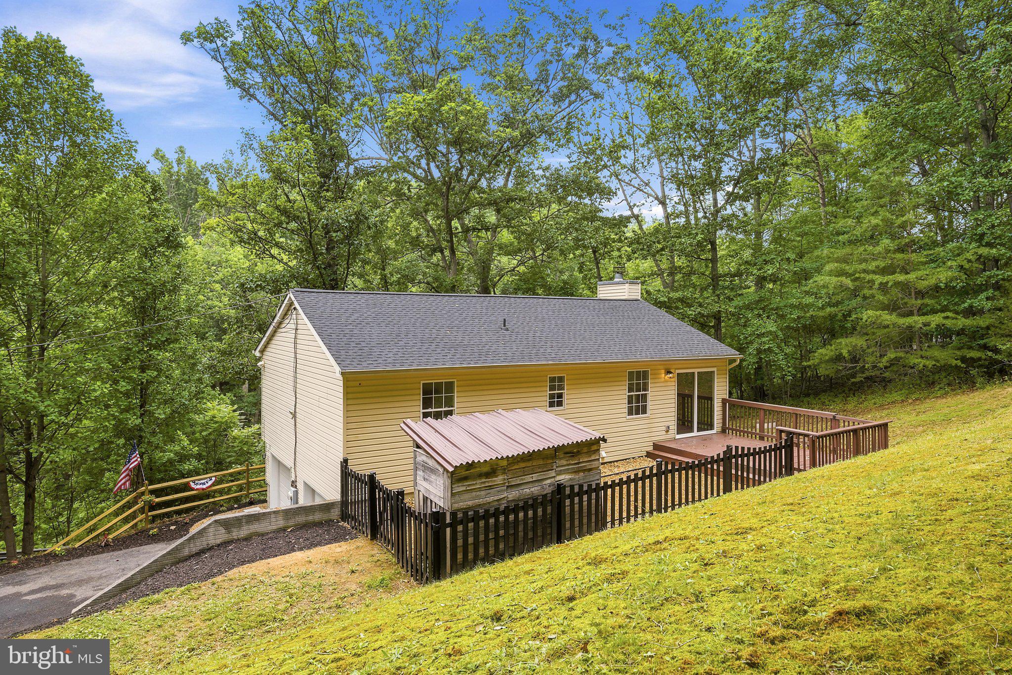 APPLE MT LAKE - Residential
