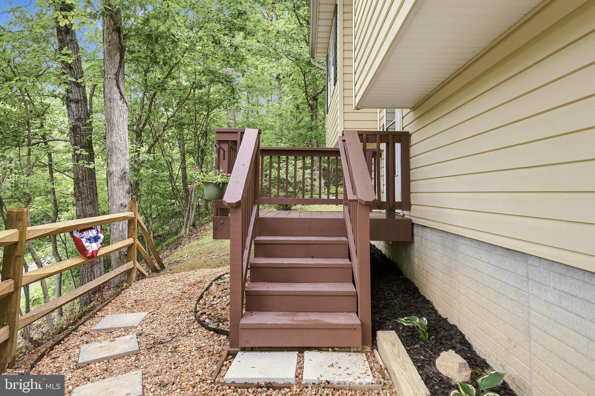 APPLE MT LAKE - Residential