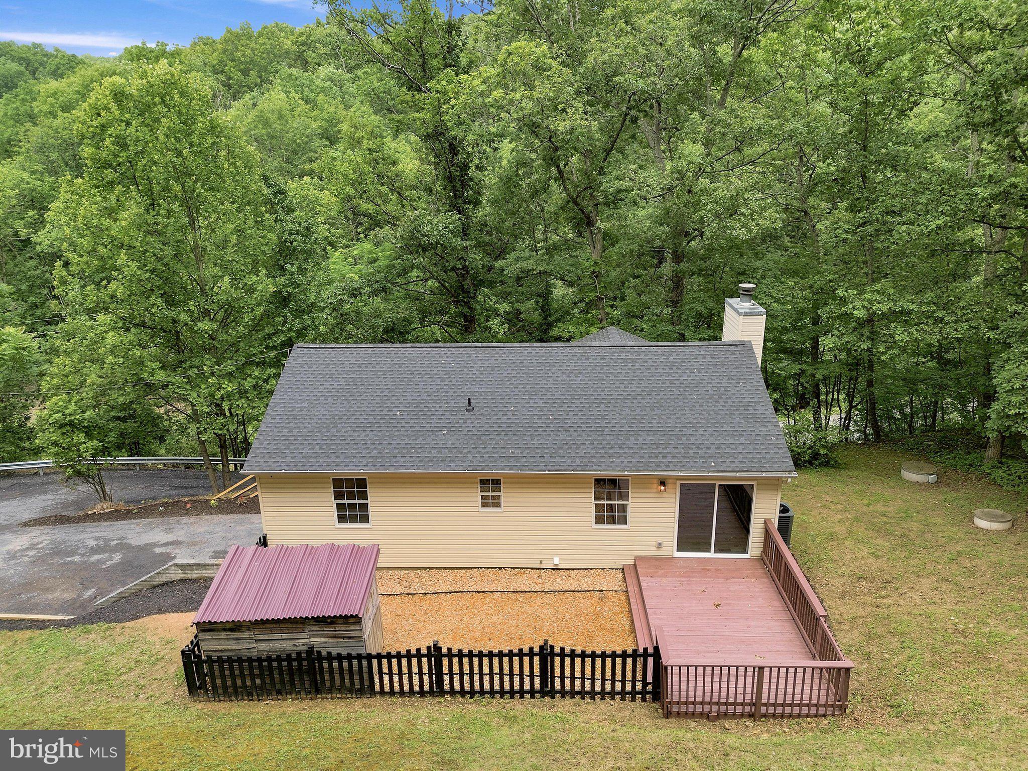 APPLE MT LAKE - Residential