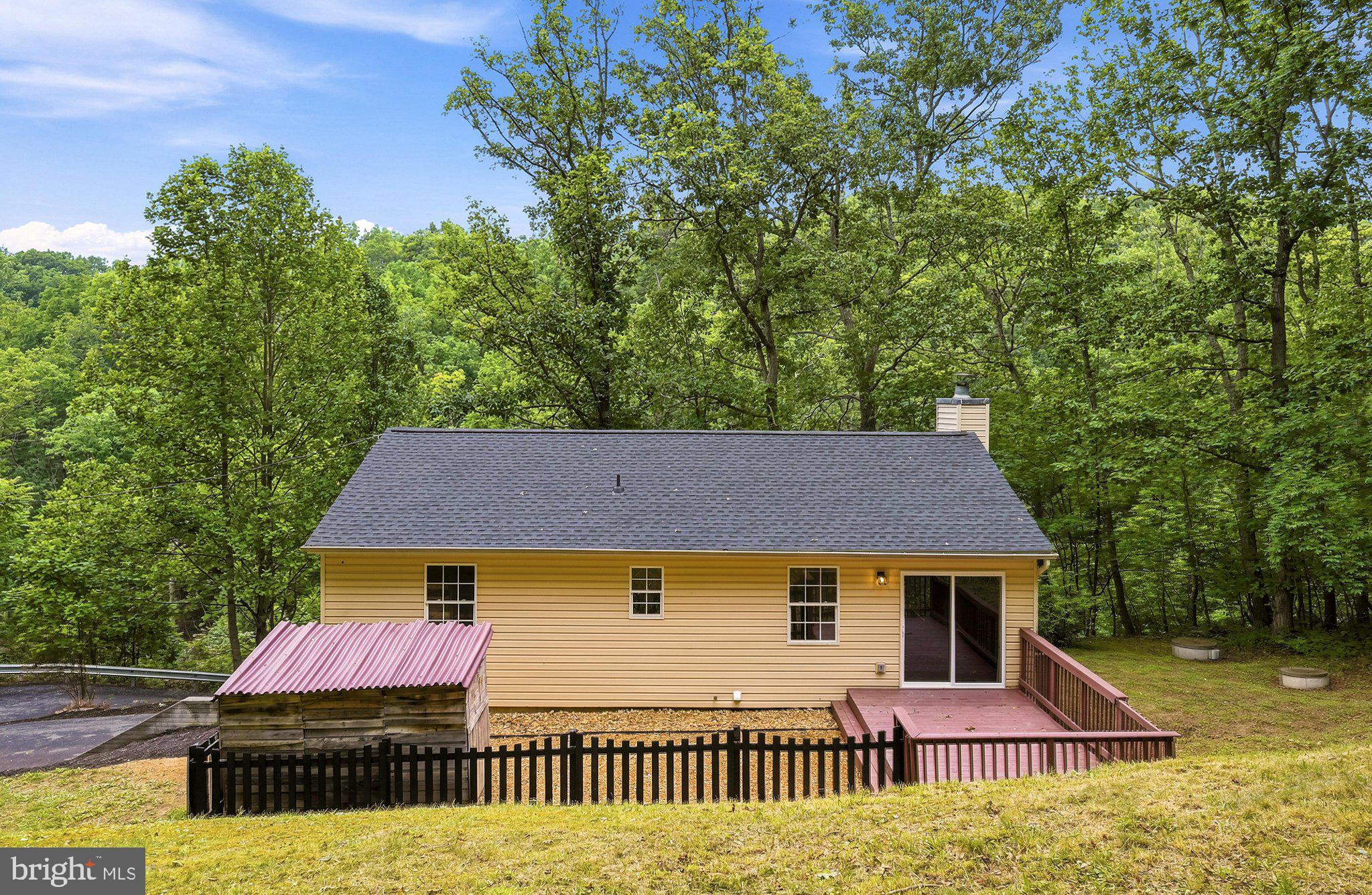 APPLE MT LAKE - Residential