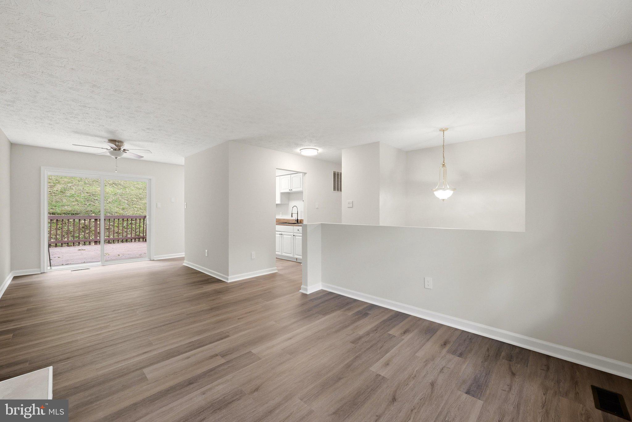 APPLE MT LAKE - Residential