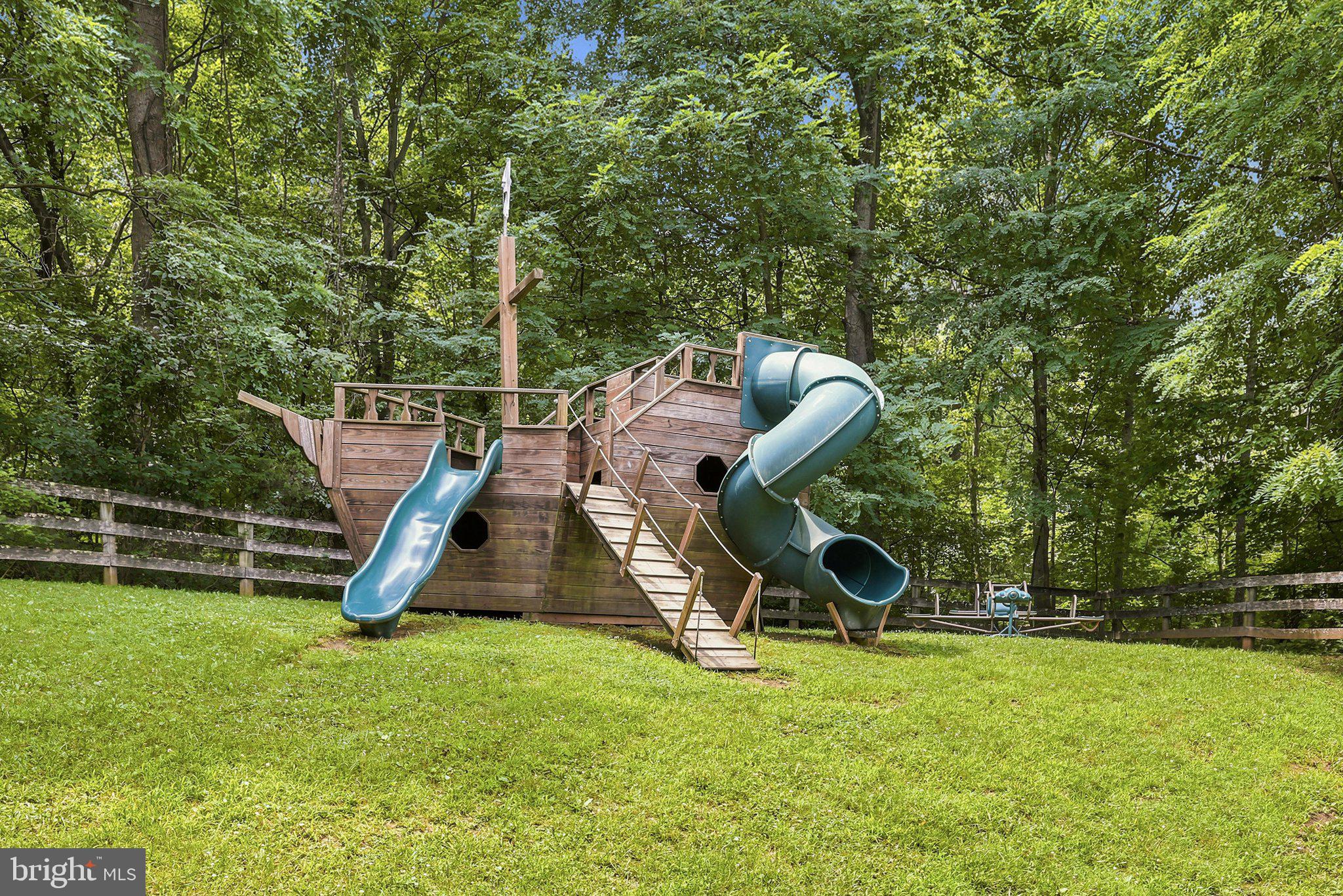 APPLE MT LAKE - Residential