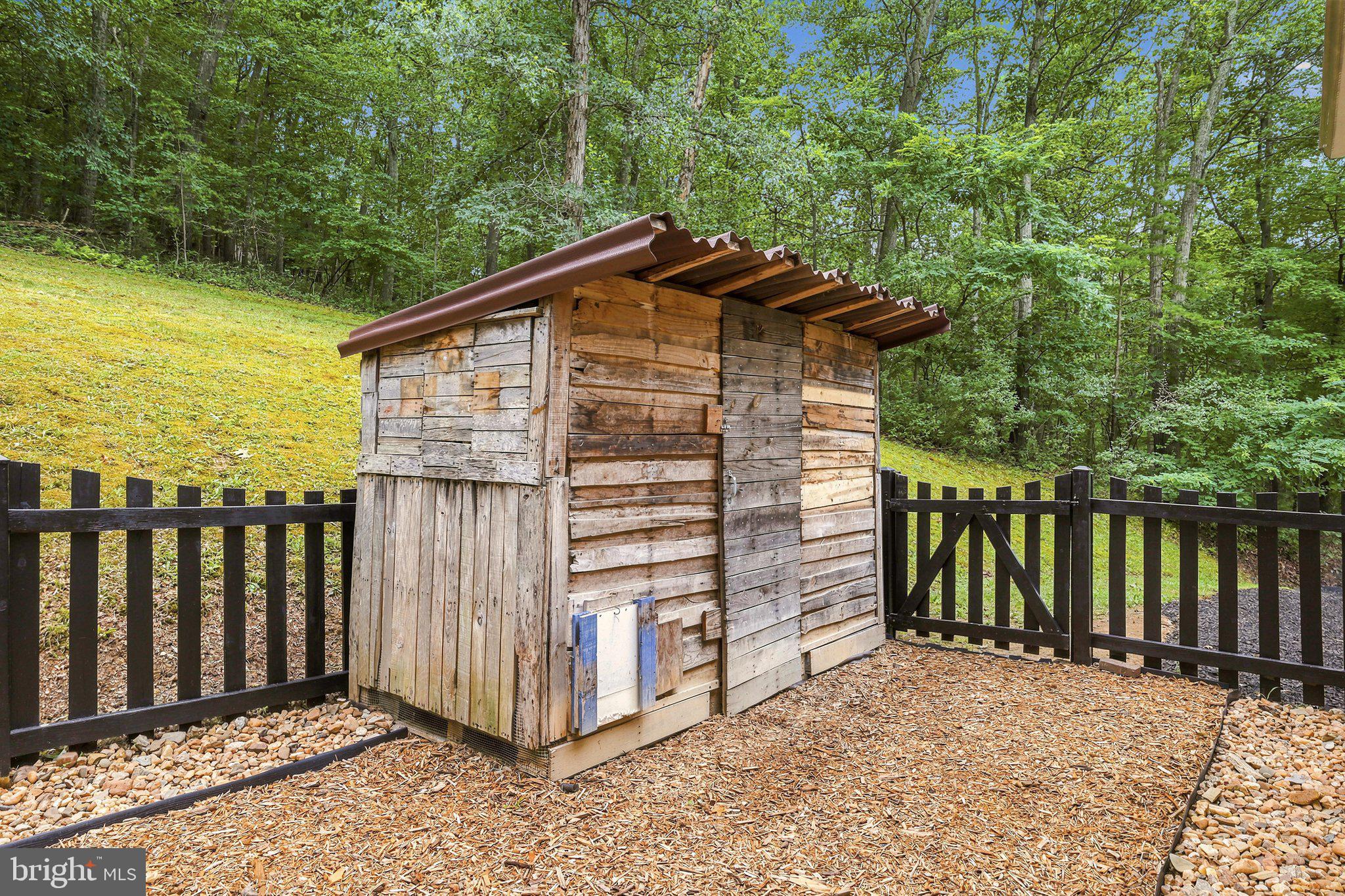 APPLE MT LAKE - Residential