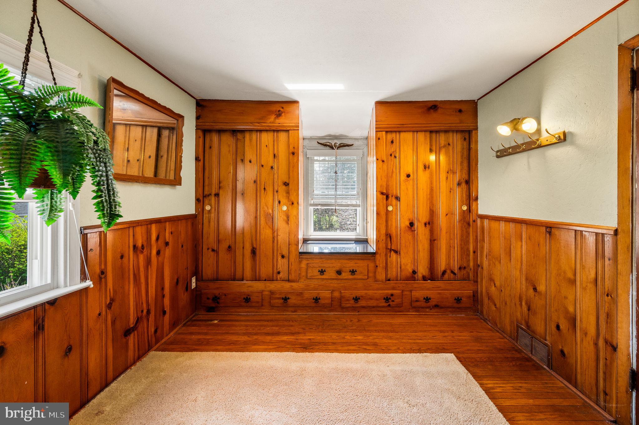 WILLOW WAY - Residential
