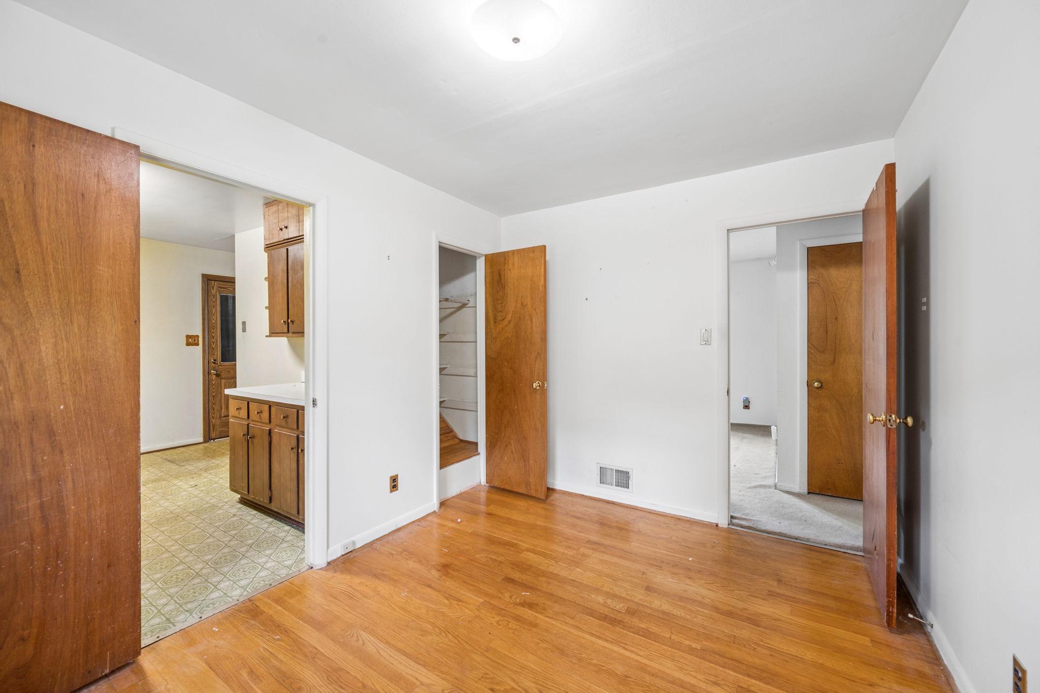 BERWYN HEIGHTS - Residential