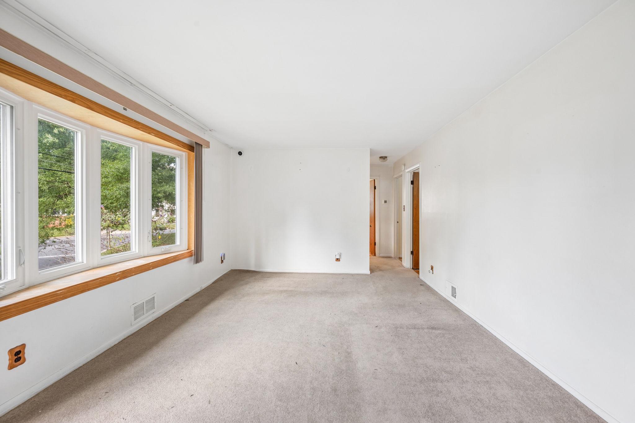 BERWYN HEIGHTS - Residential