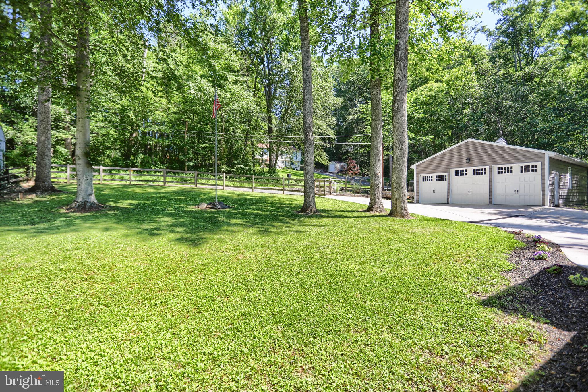 OCTORARO LAKES - Residential