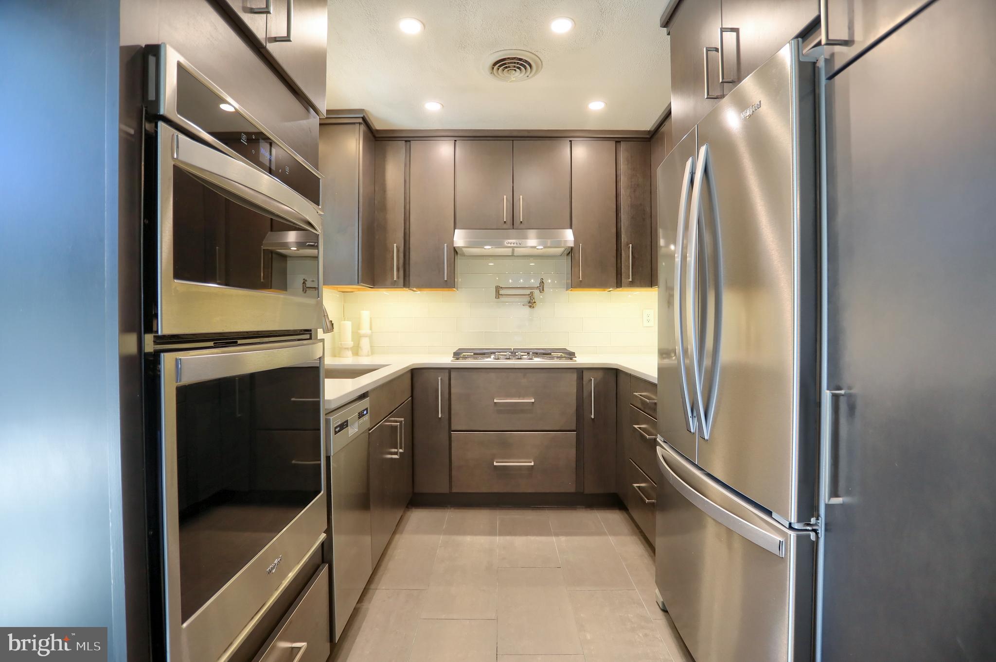 OCTORARO LAKES - Residential