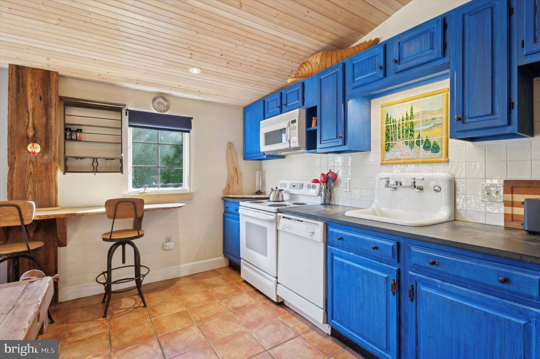 IVYSTONE - Residential
