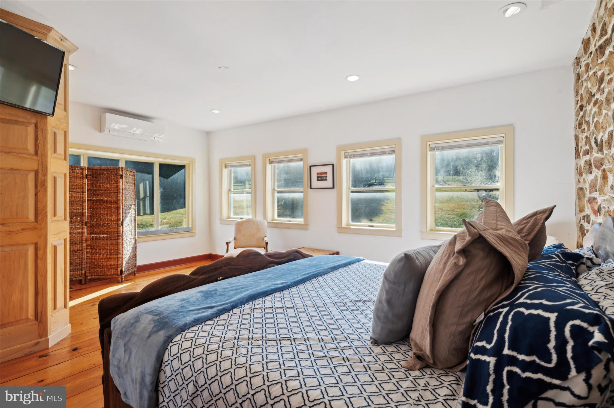 IVYSTONE - Residential