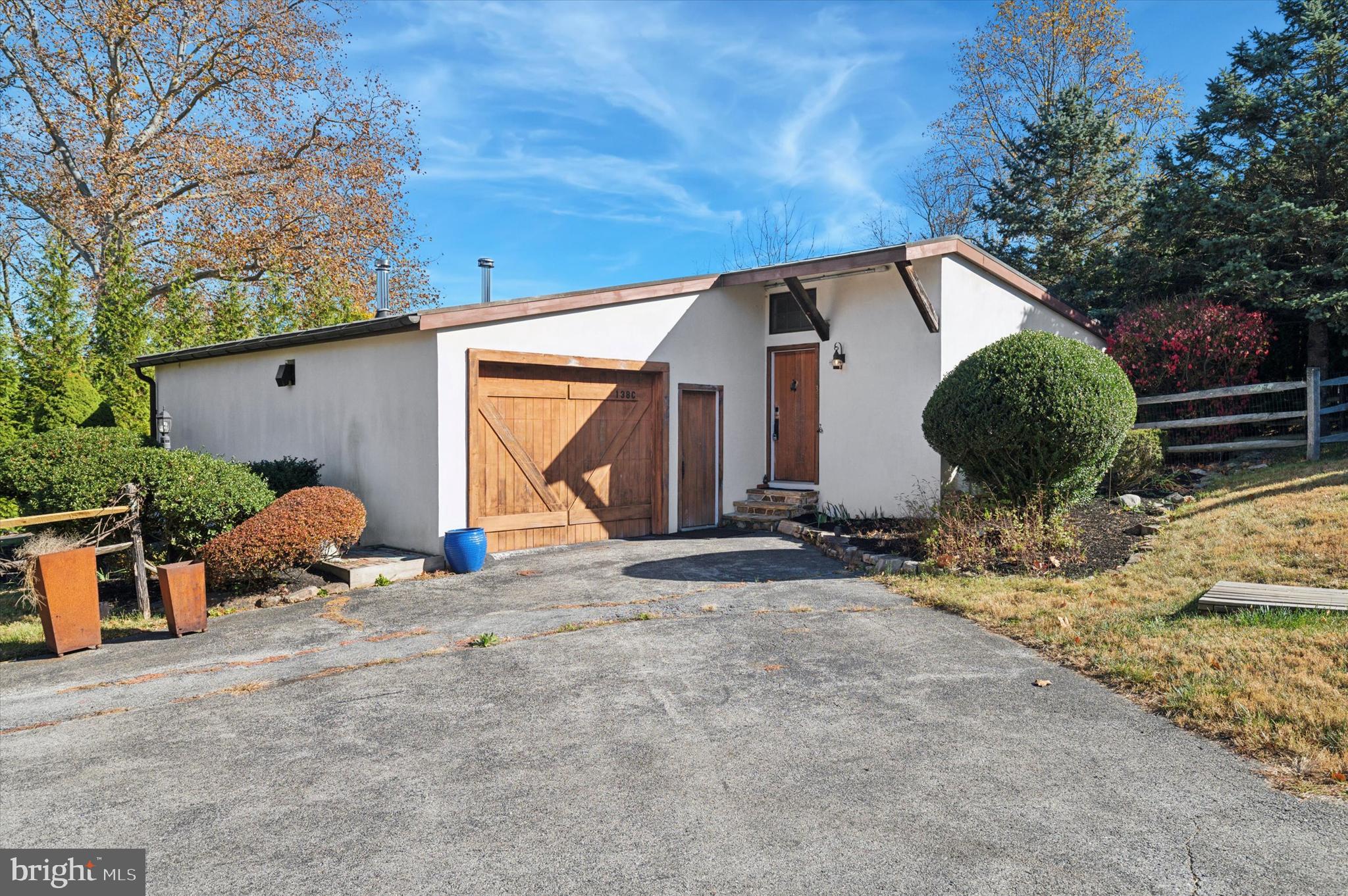 IVYSTONE - Residential