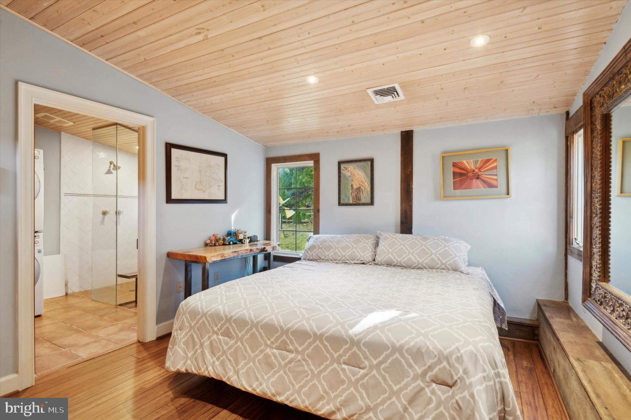 IVYSTONE - Residential
