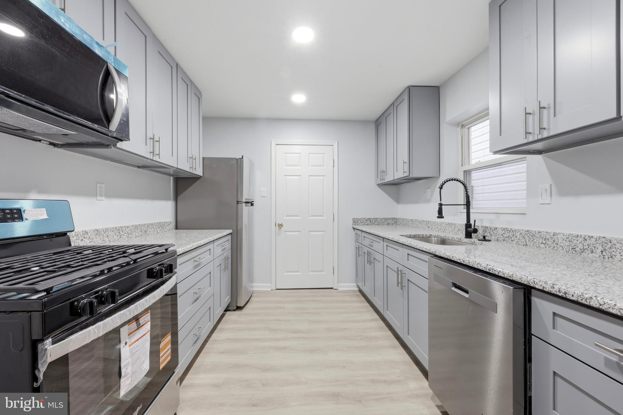 GRAYS FERRY - Residential