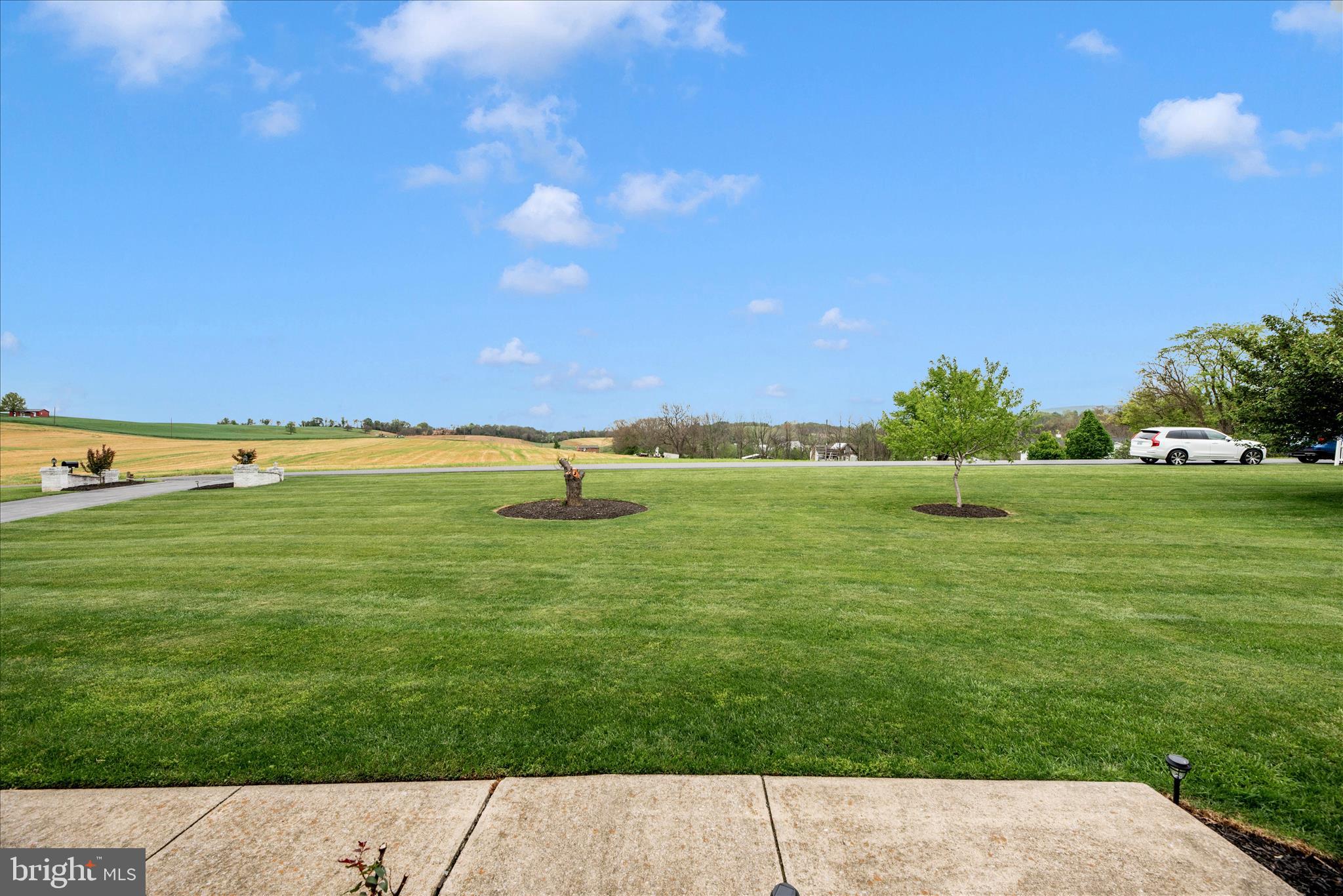 MOUNTAIN VIEW ESTATES - Residential