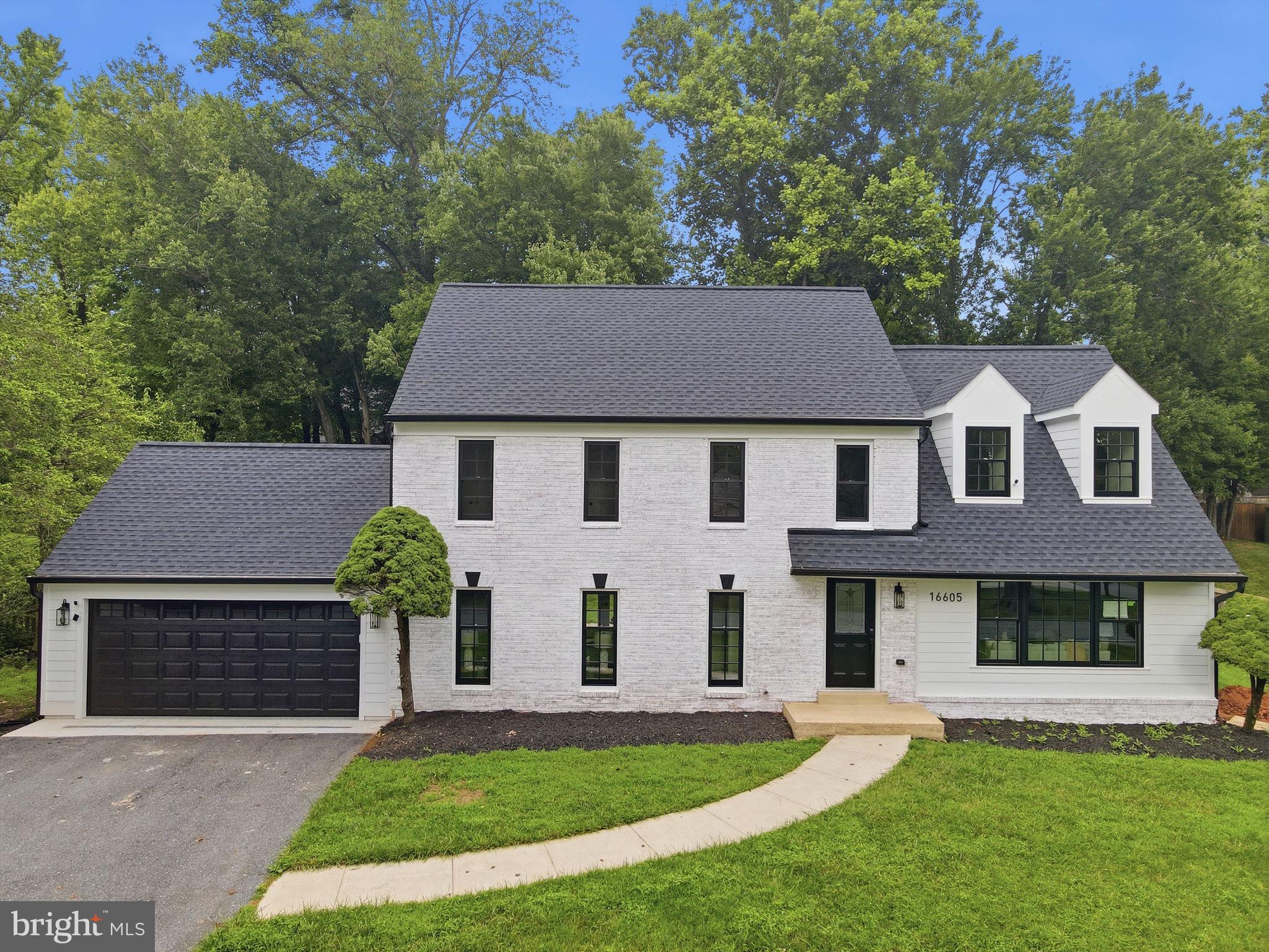 NORBECK ESTATES - Residential