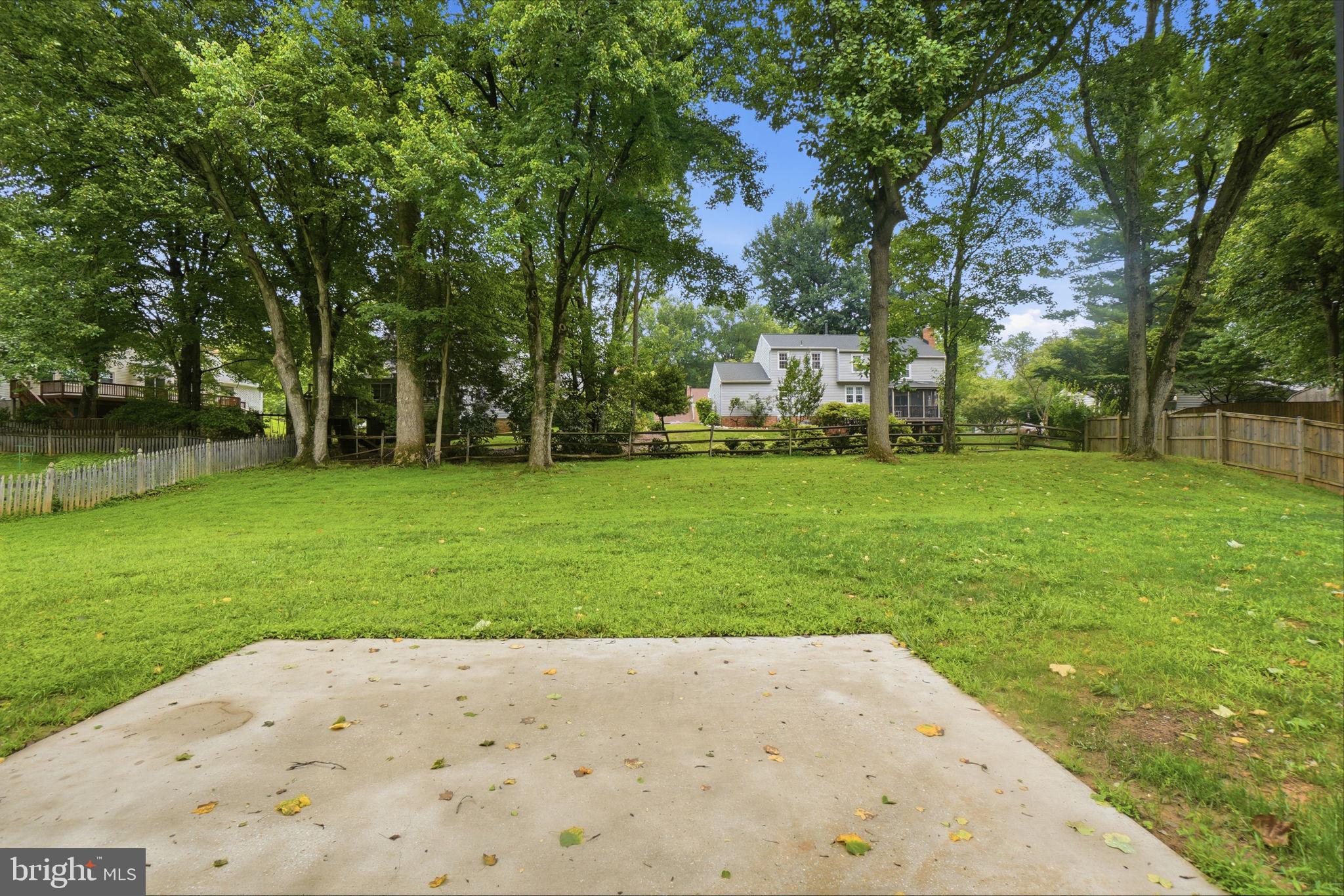 NORBECK ESTATES - Residential