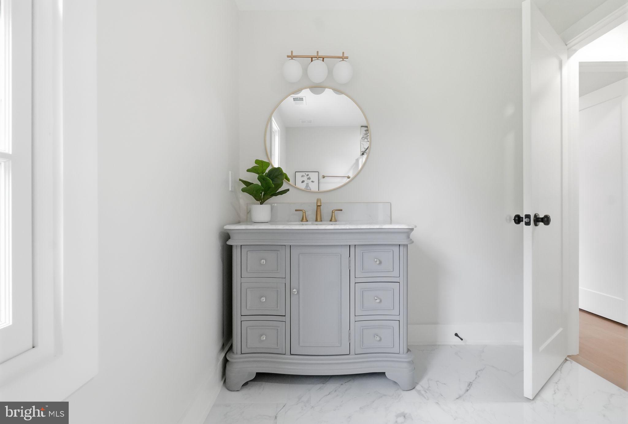 NORBECK ESTATES - Residential