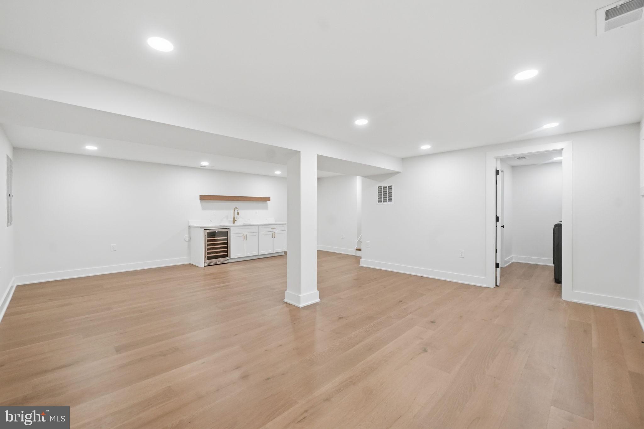 NORBECK ESTATES - Residential