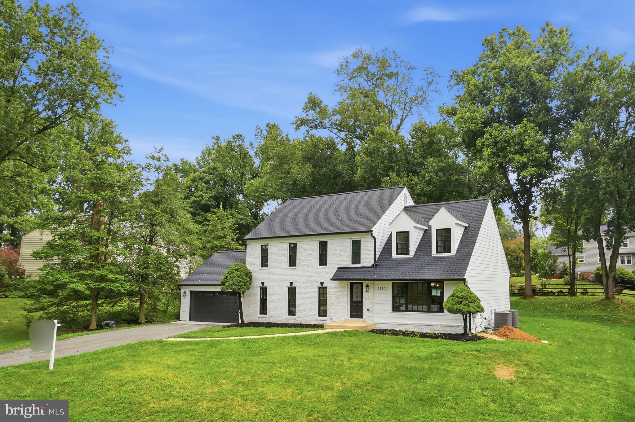 NORBECK ESTATES - Residential