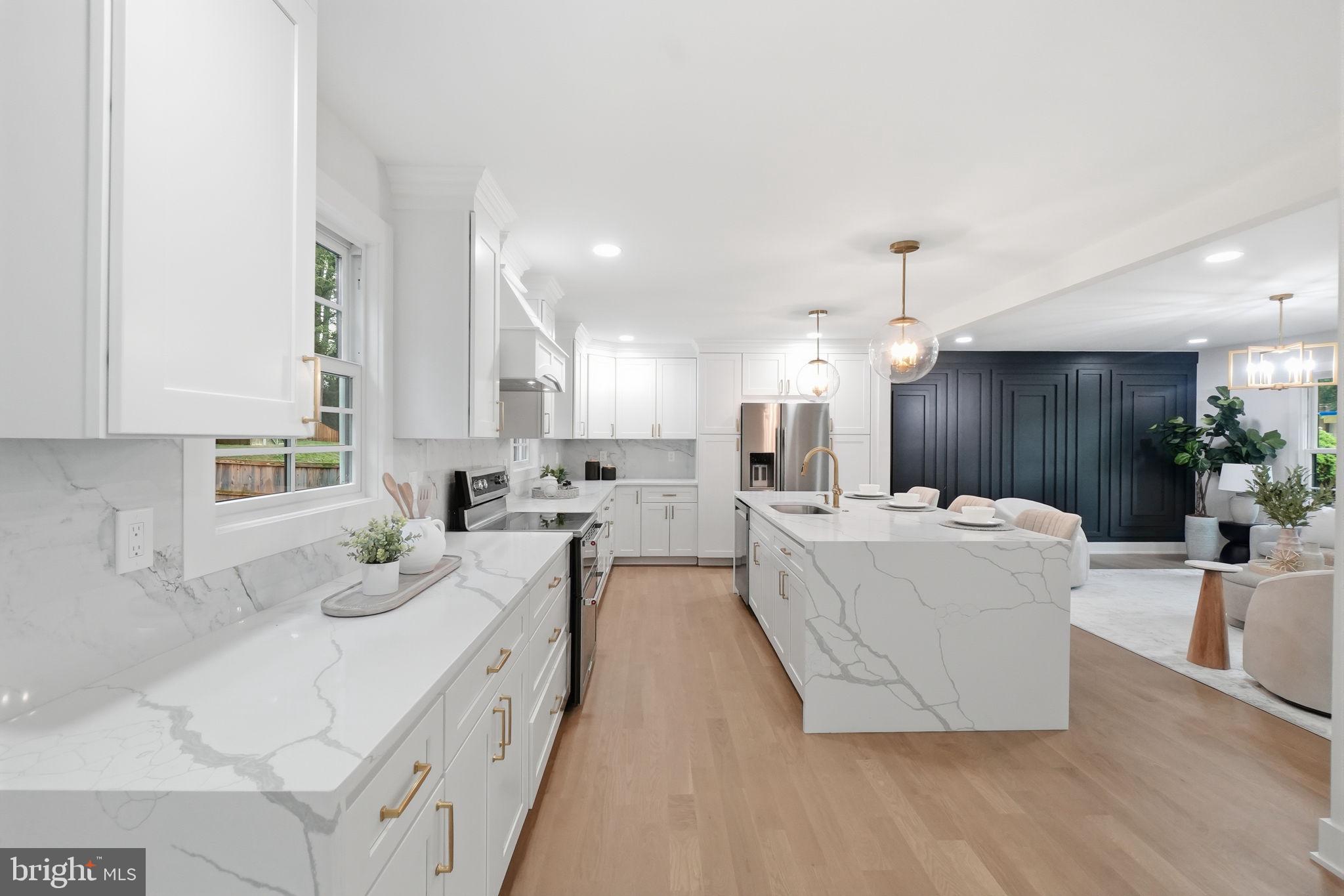 NORBECK ESTATES - Residential