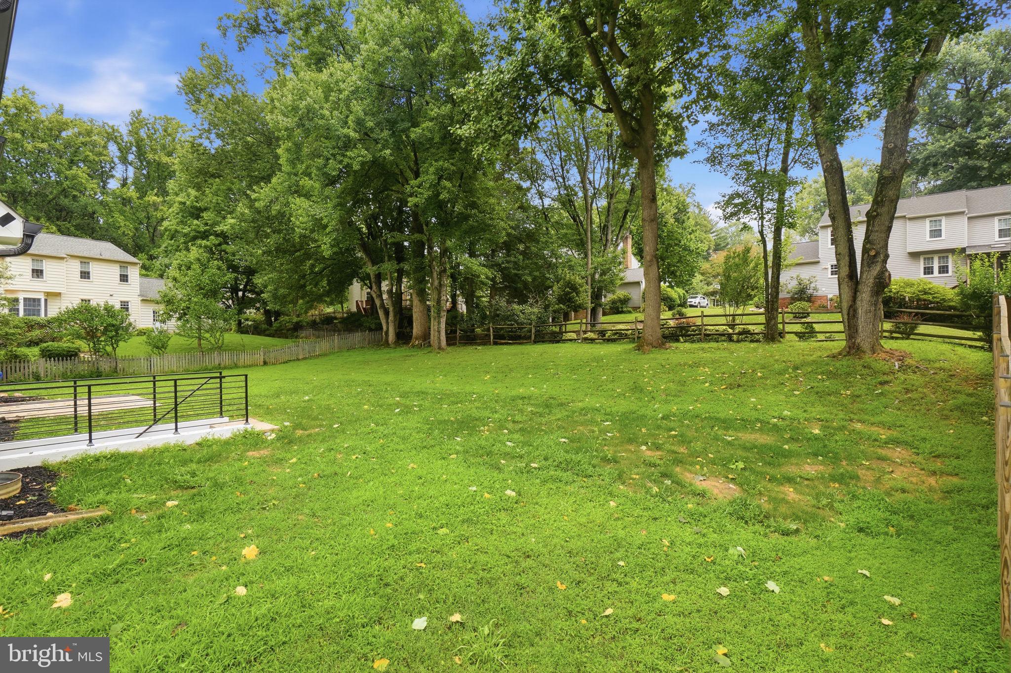NORBECK ESTATES - Residential
