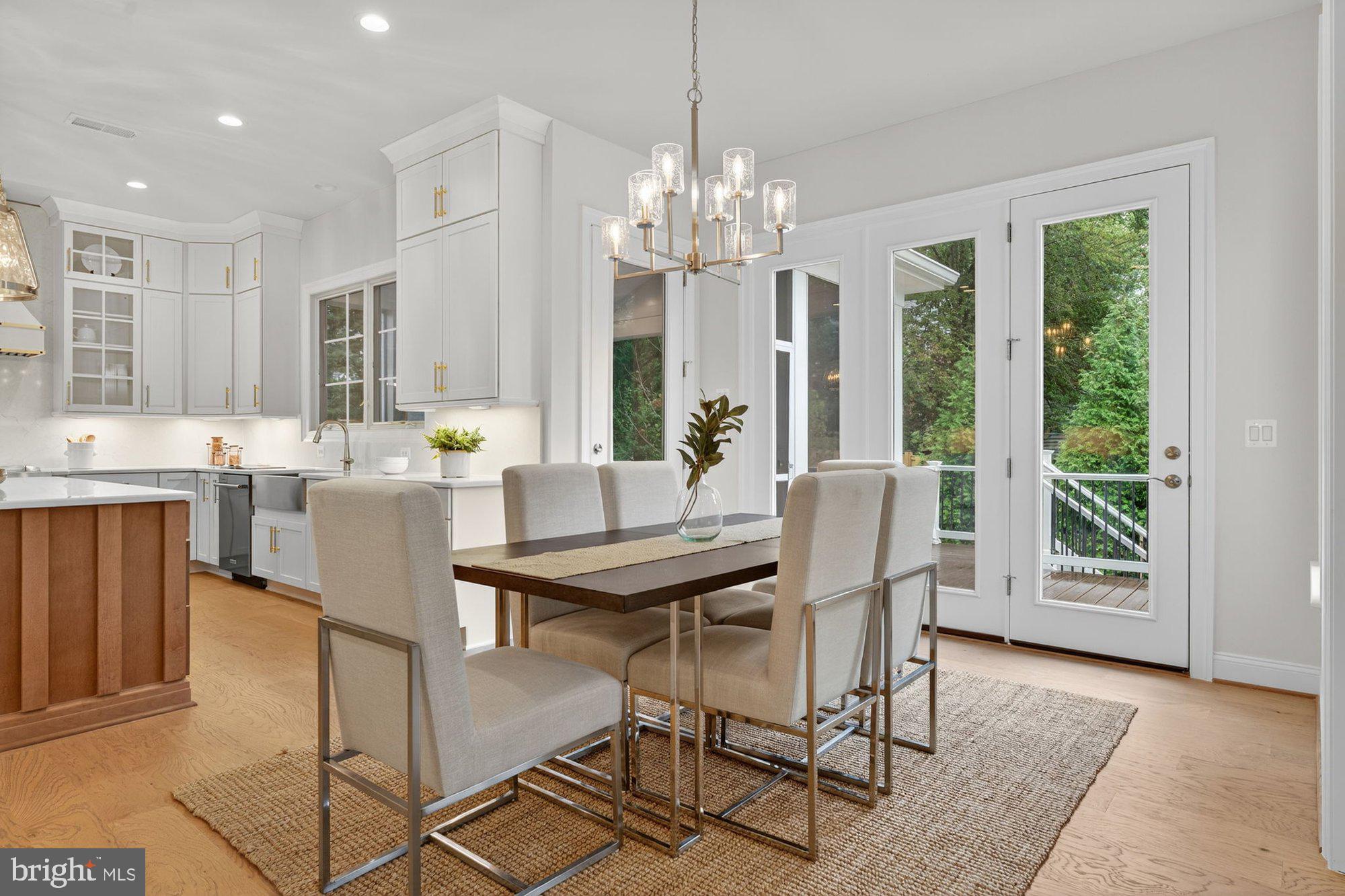 WEST VIENNA WOODS - Residential