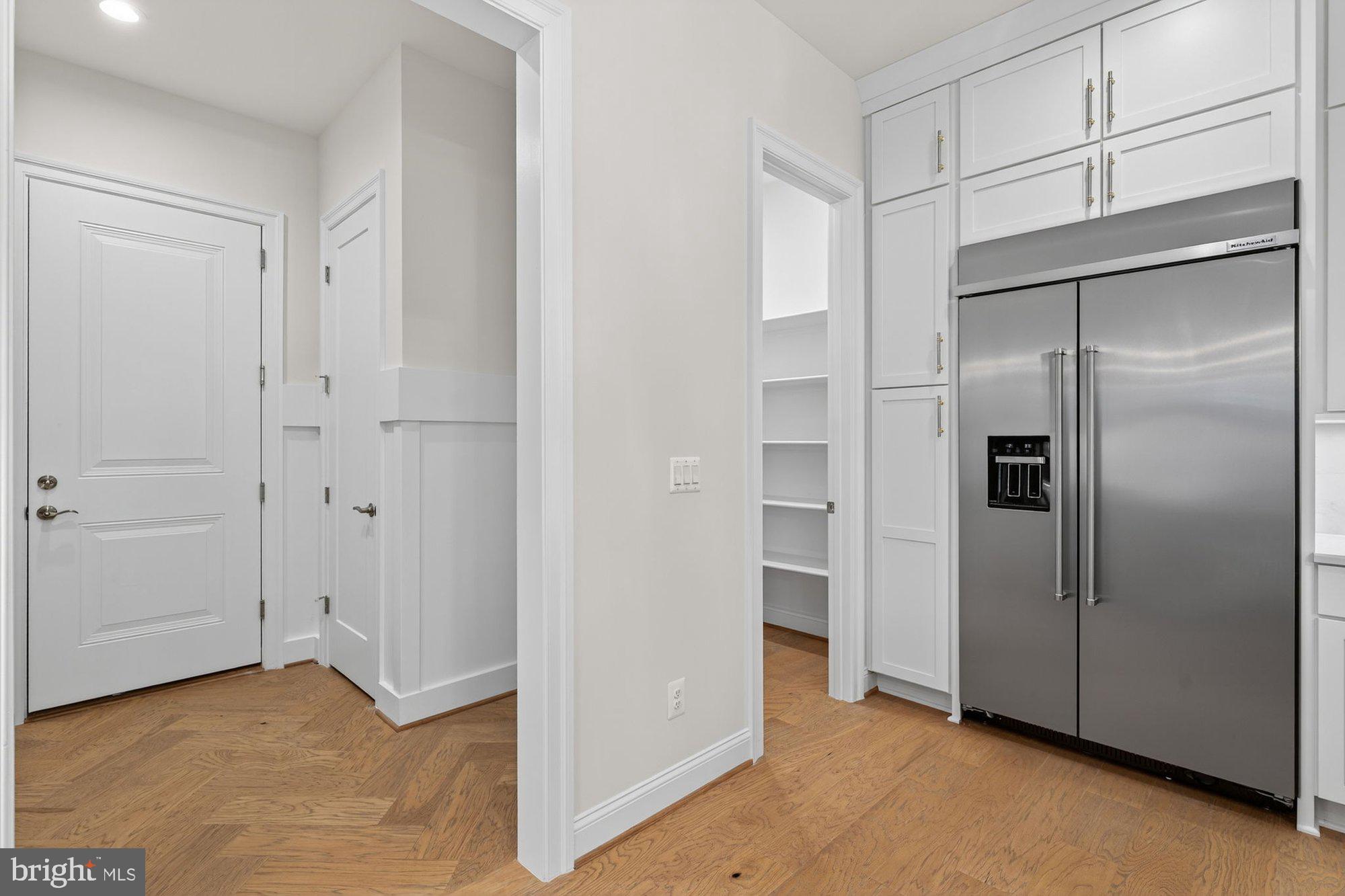 WEST VIENNA WOODS - Residential