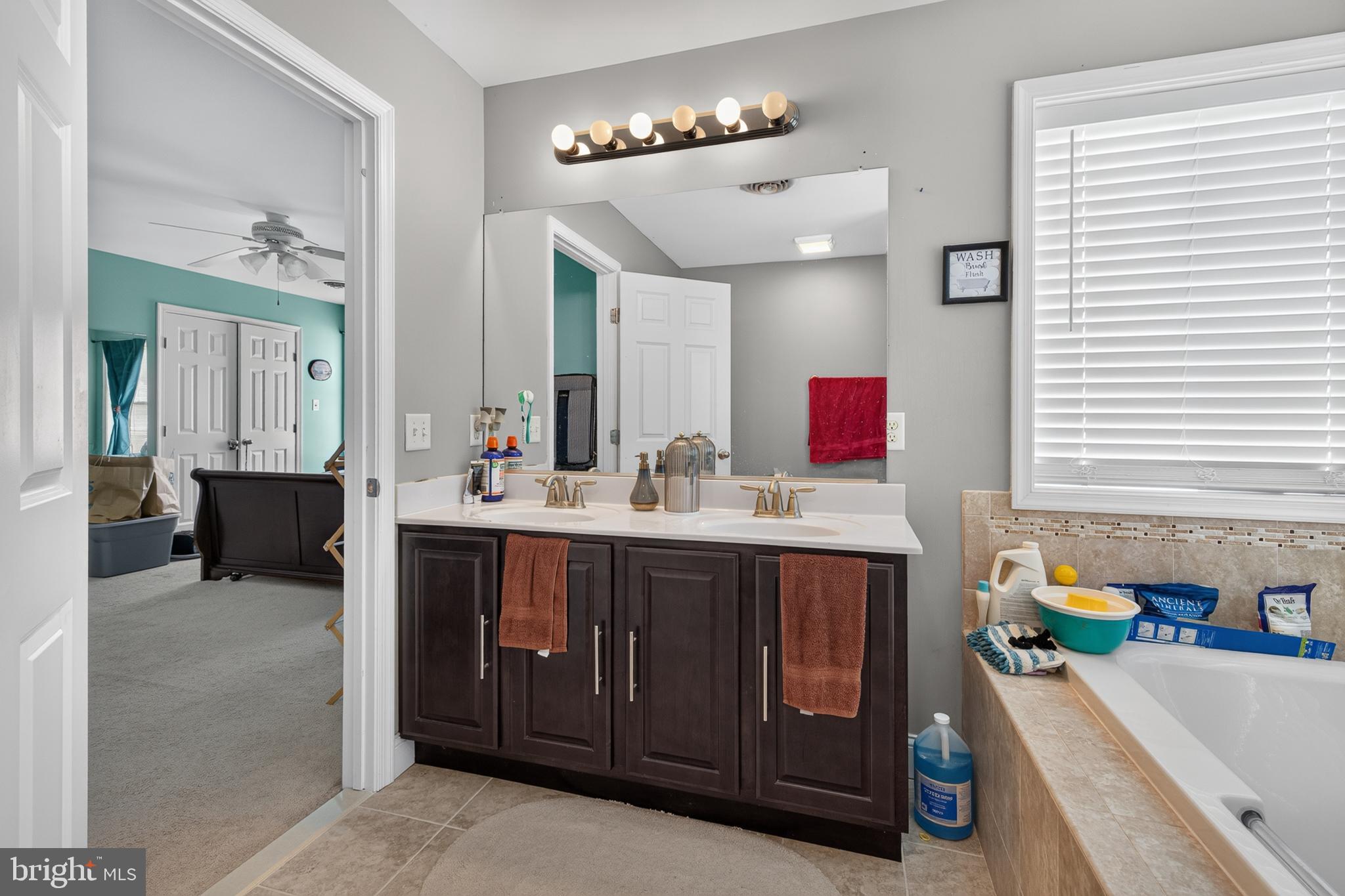 LIGHTHOUSE ESTATES - Residential