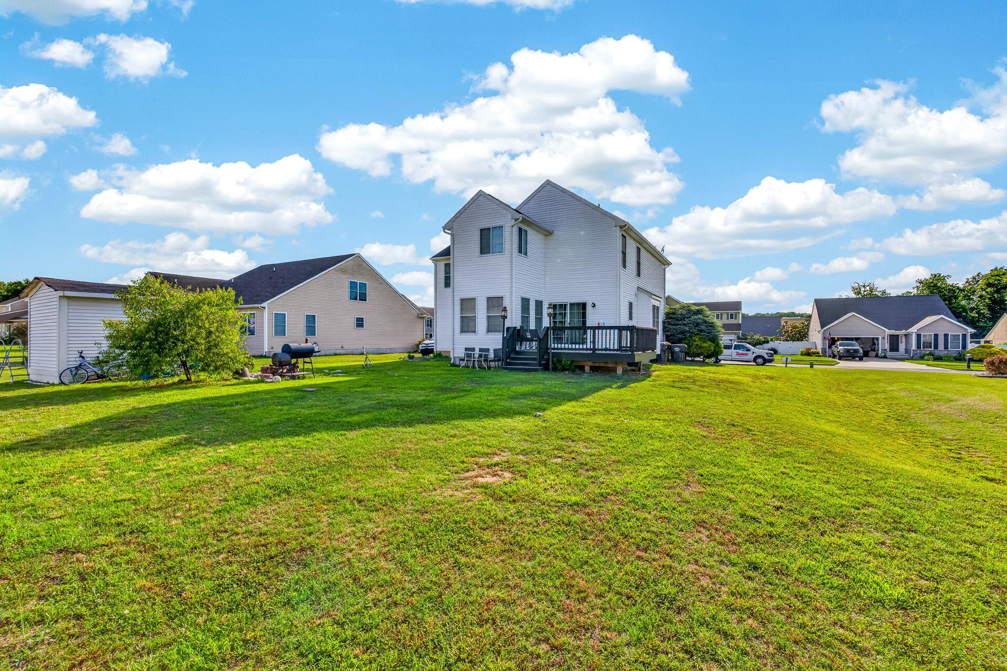 LIGHTHOUSE ESTATES - Residential