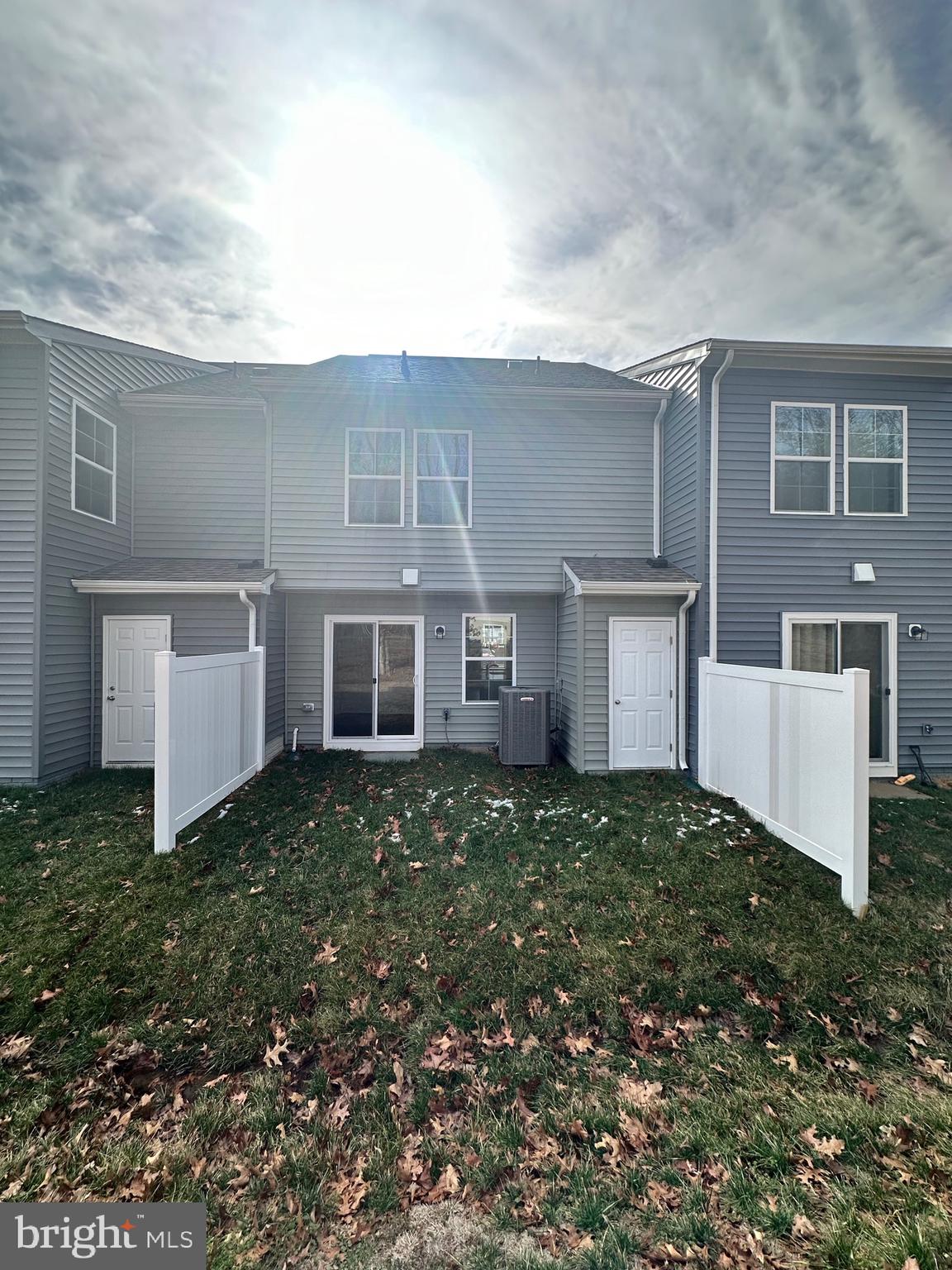 WHISPERING PINES - Residential