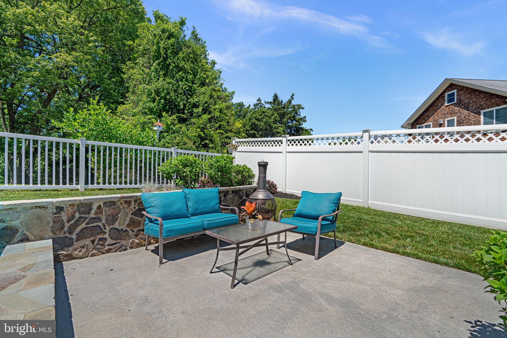 MAPLE CLIFFE - Residential