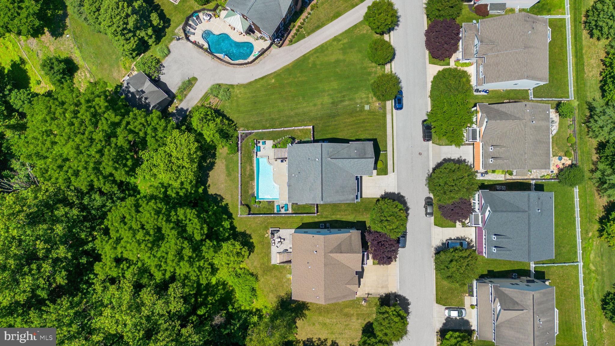 MAPLE CLIFFE - Residential