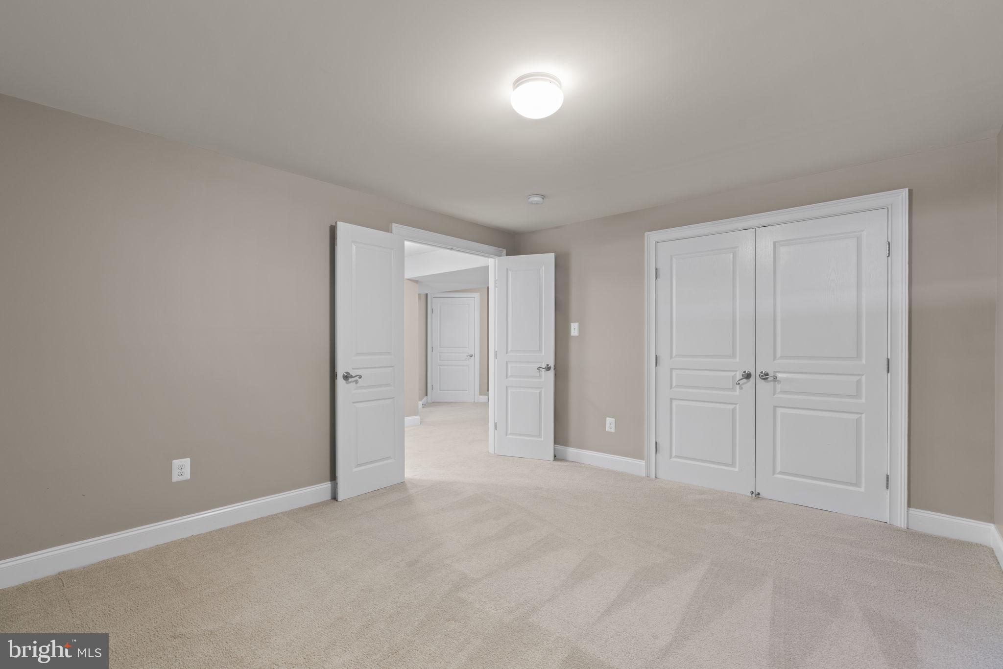 MAPLE CLIFFE - Residential