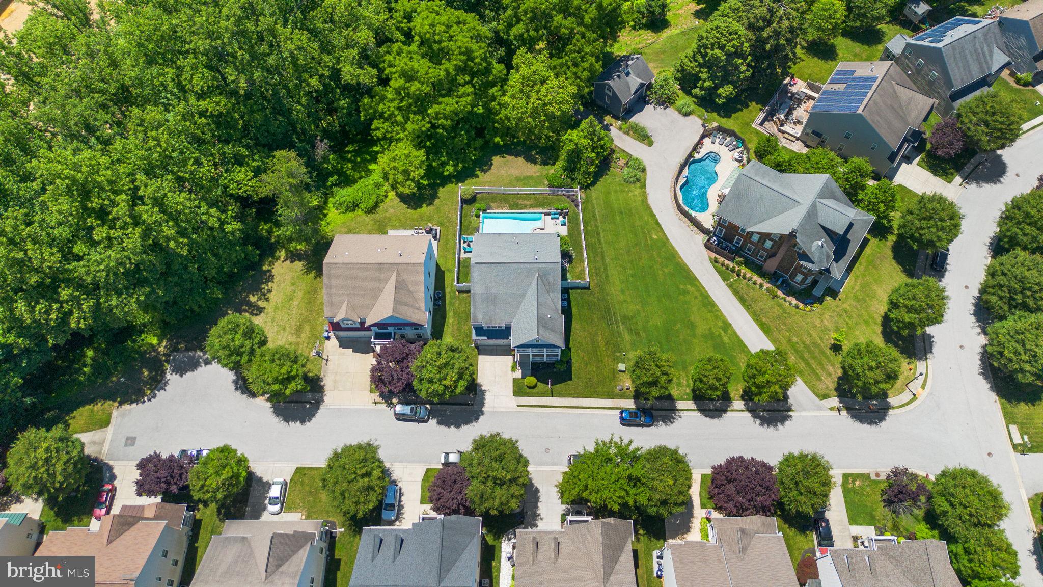 MAPLE CLIFFE - Residential
