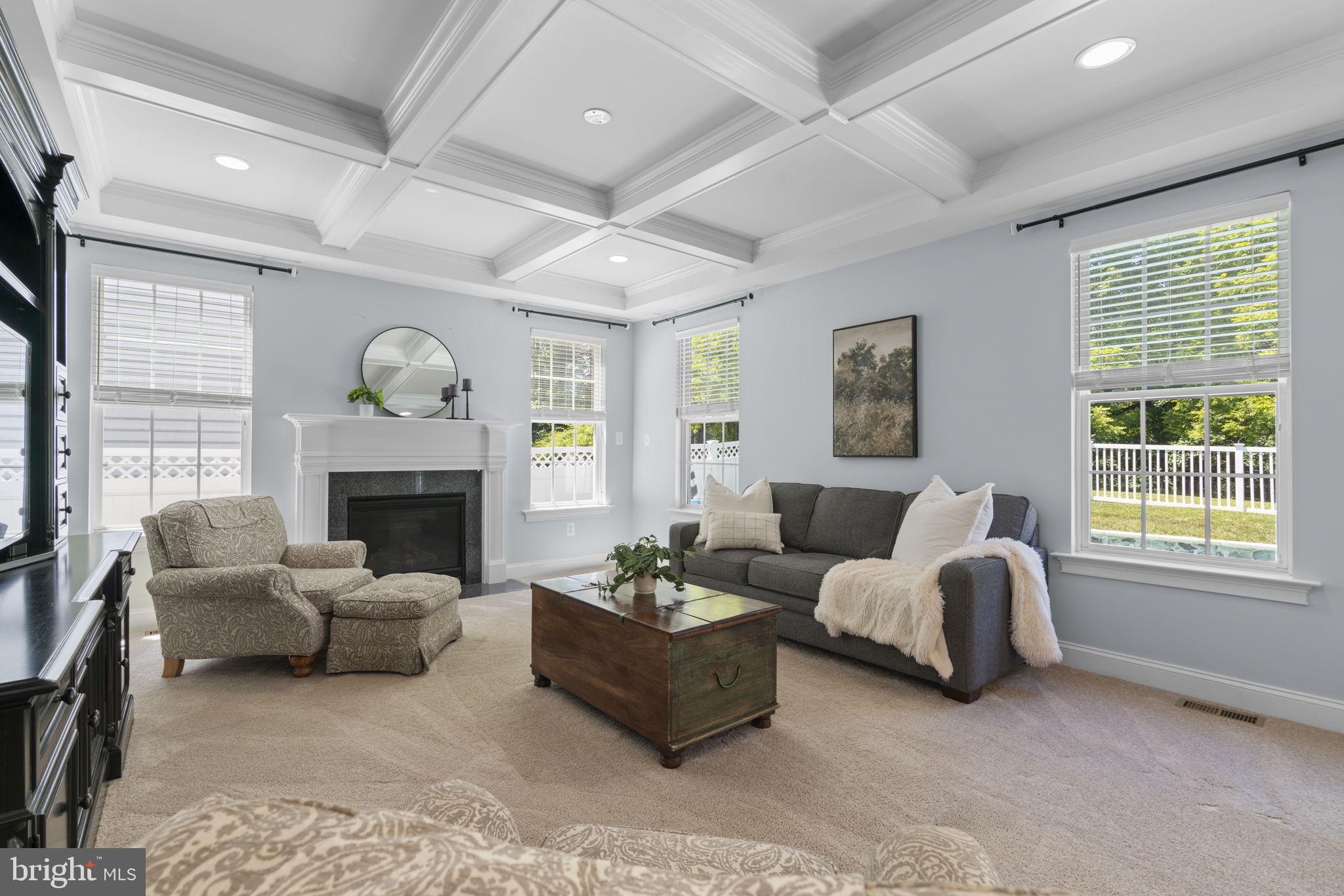 MAPLE CLIFFE - Residential