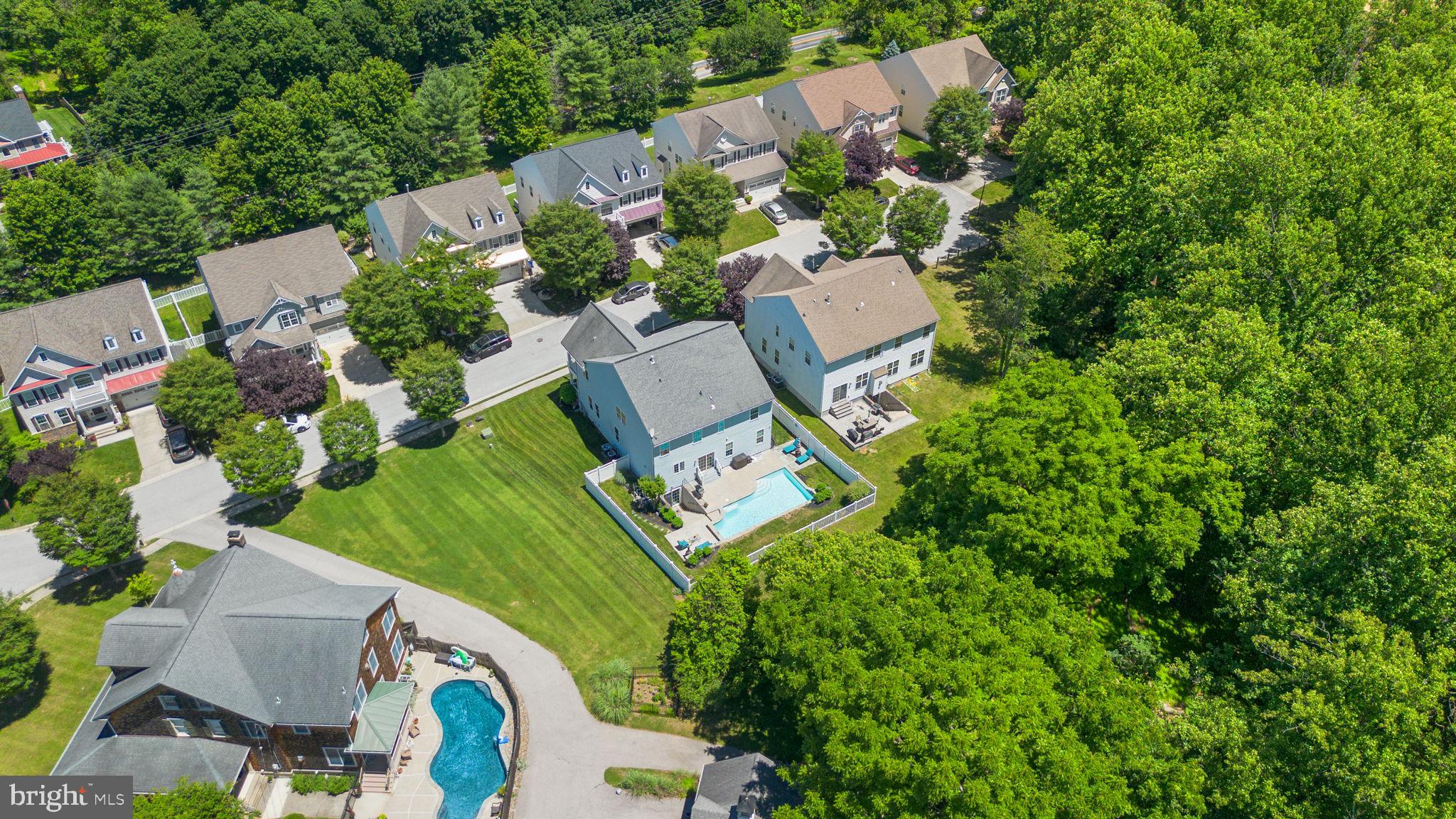 MAPLE CLIFFE - Residential