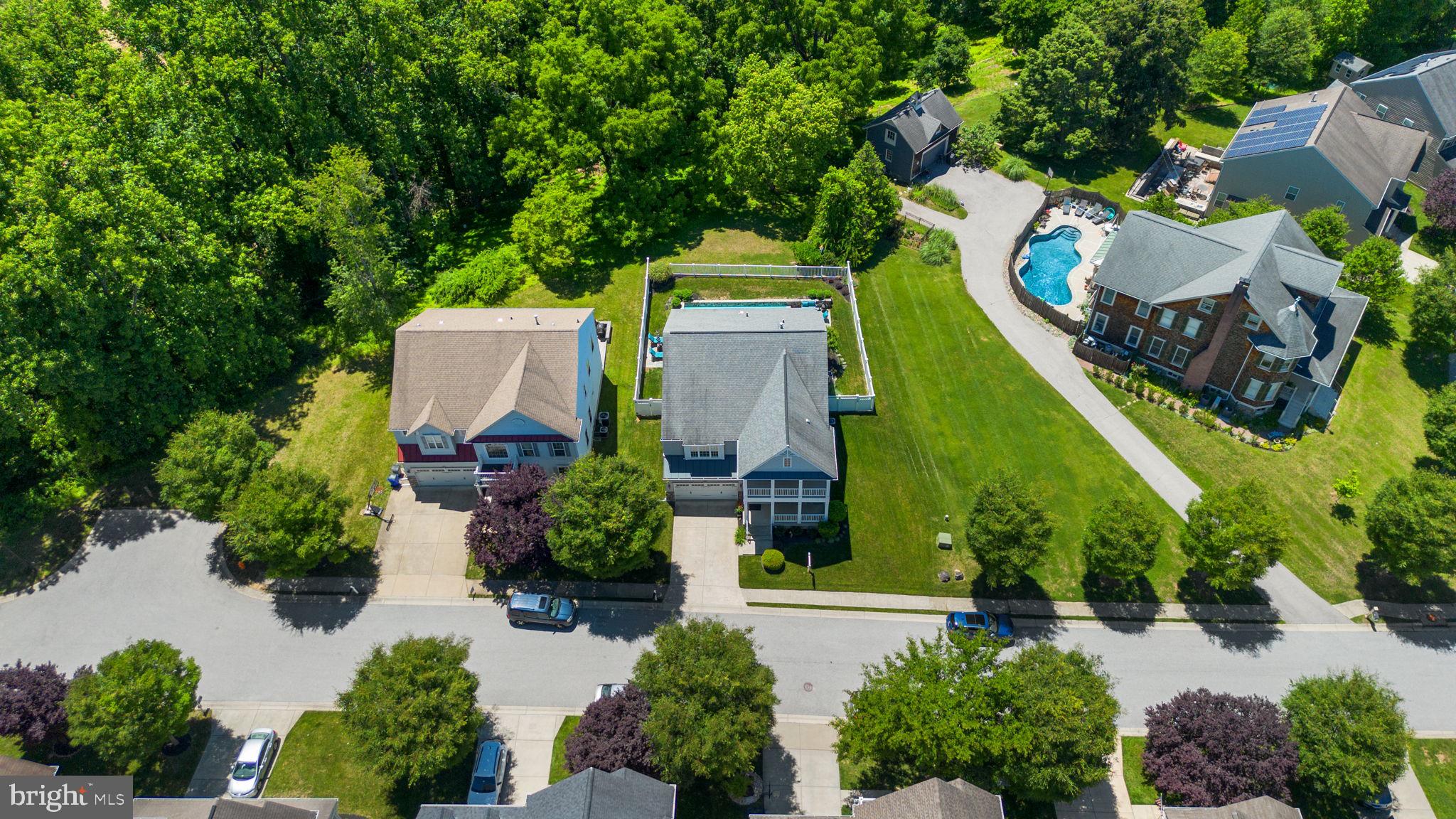 MAPLE CLIFFE - Residential