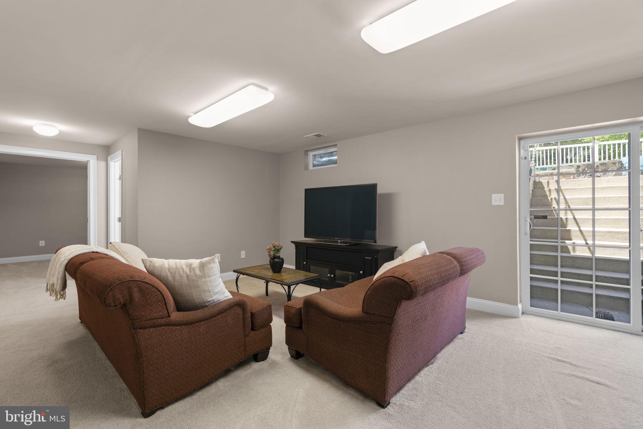 MAPLE CLIFFE - Residential