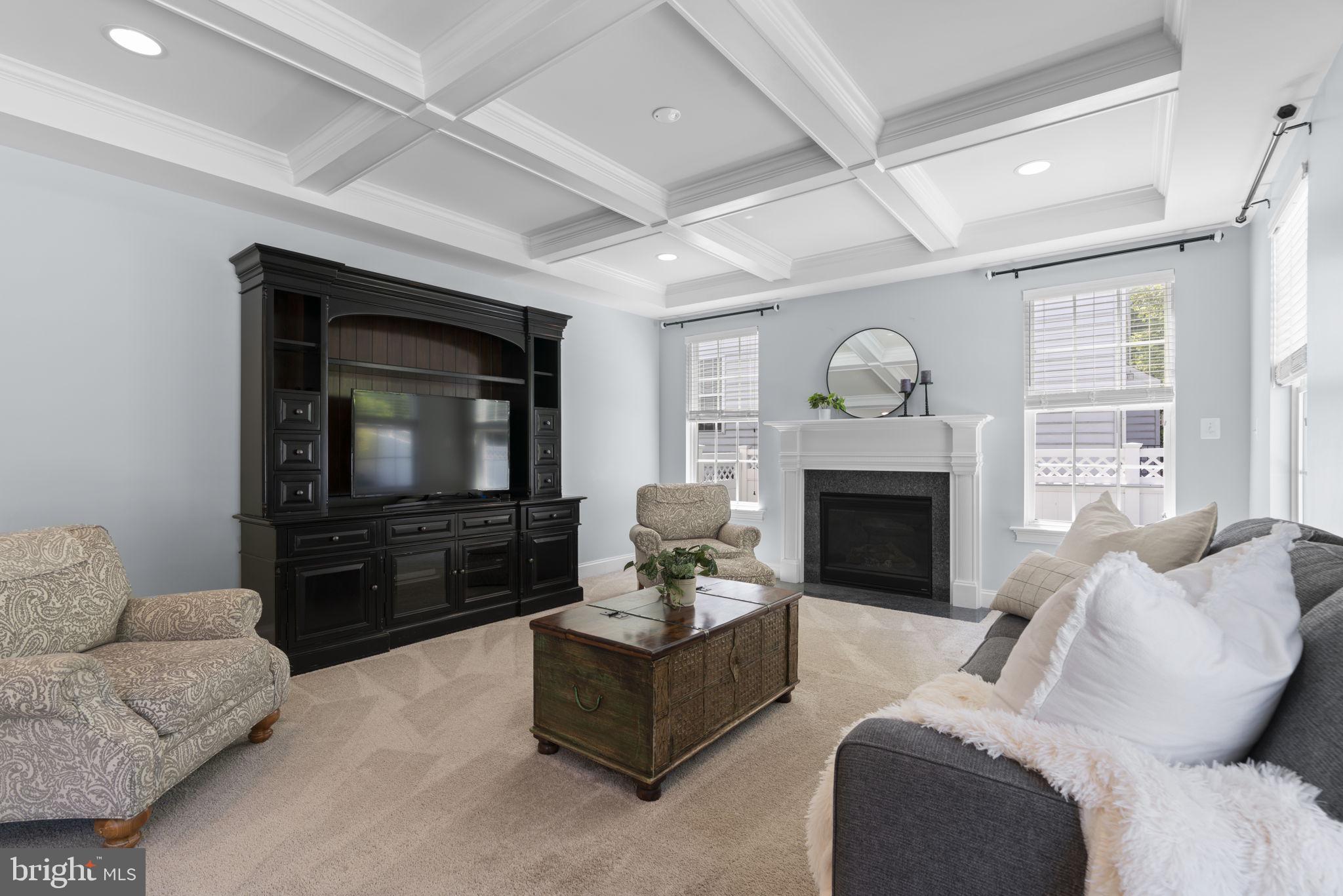 MAPLE CLIFFE - Residential