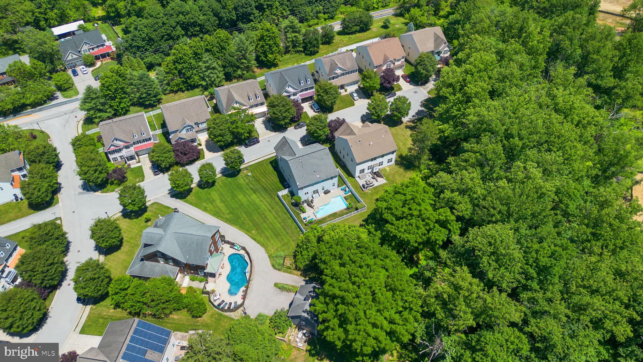 MAPLE CLIFFE - Residential