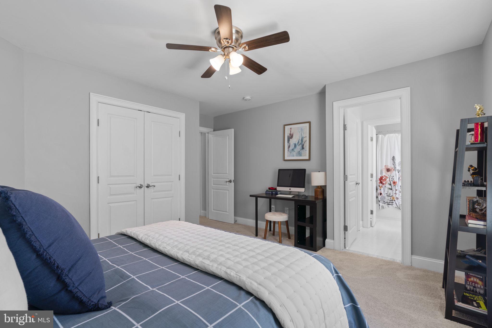 MAPLE CLIFFE - Residential