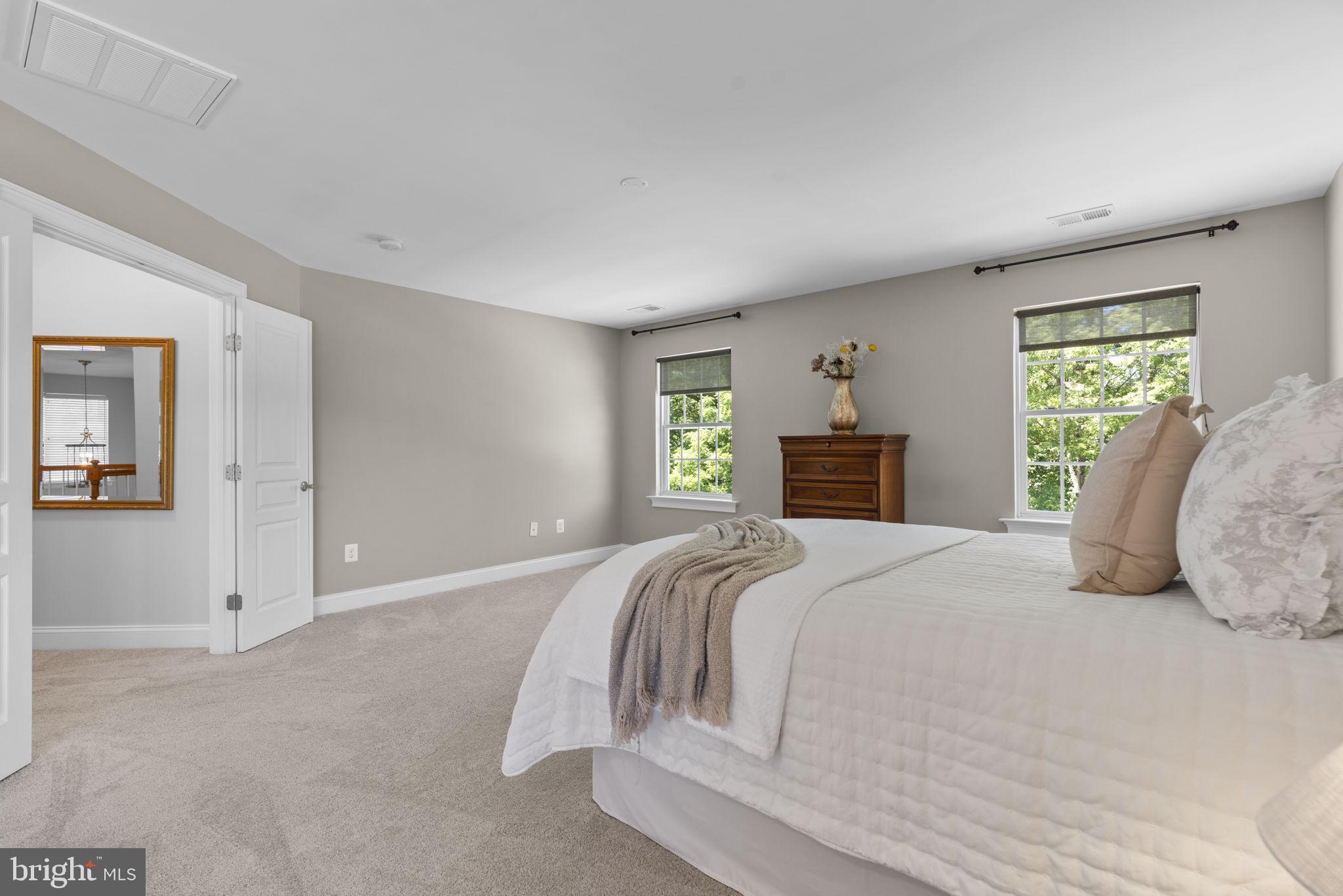 MAPLE CLIFFE - Residential