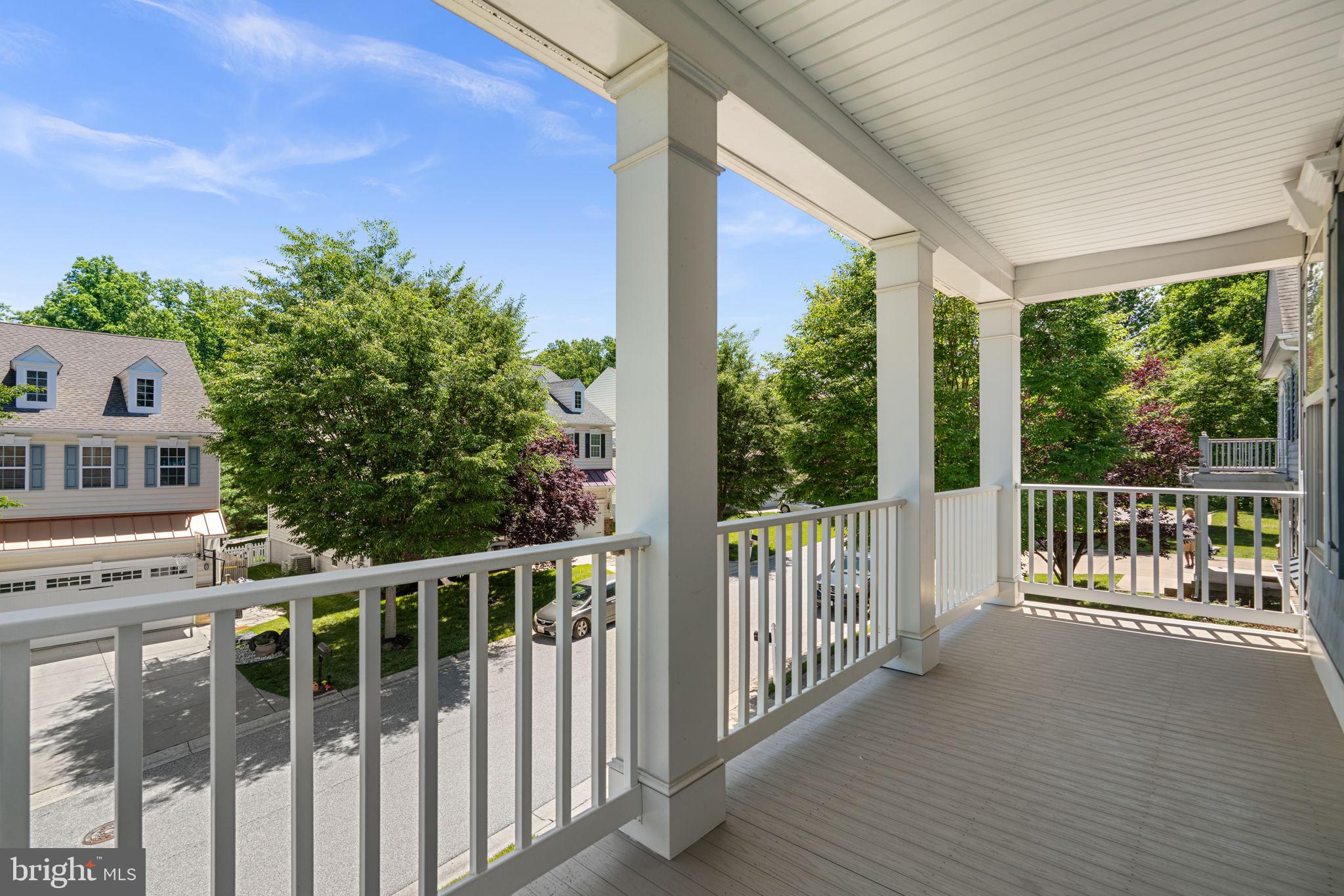 MAPLE CLIFFE - Residential