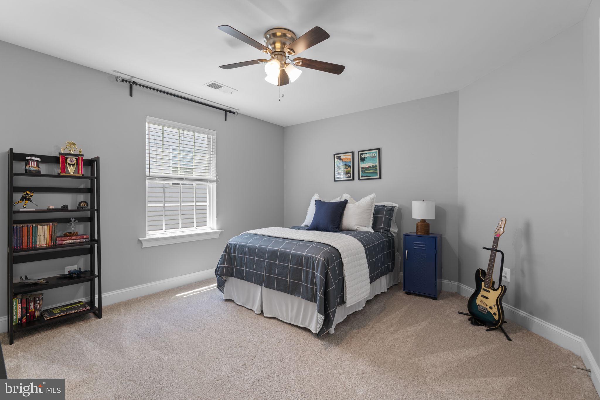 MAPLE CLIFFE - Residential