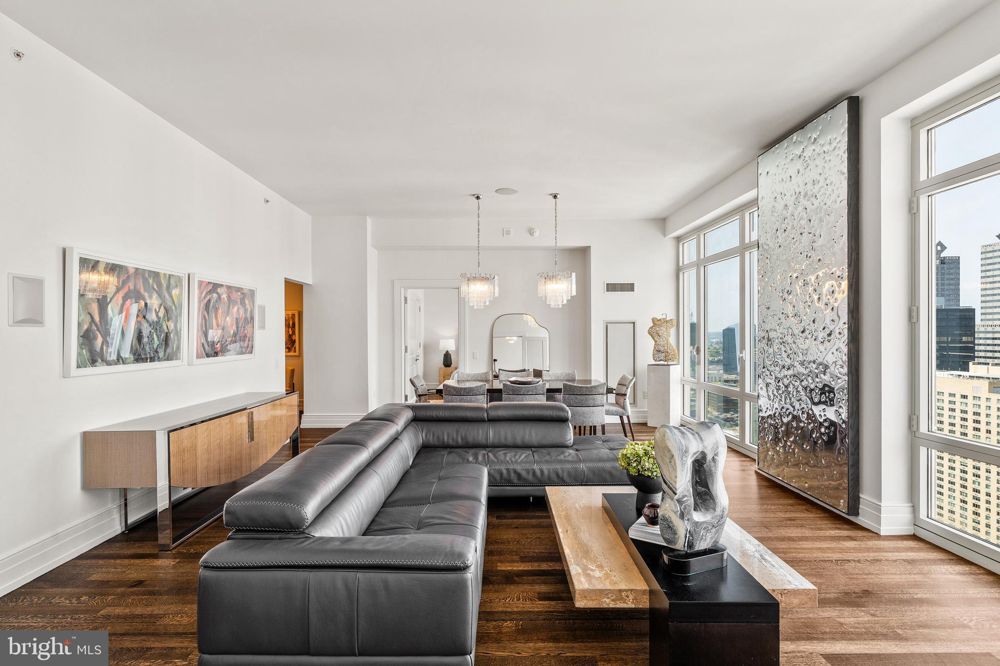 RITTENHOUSE SQUARE - Residential