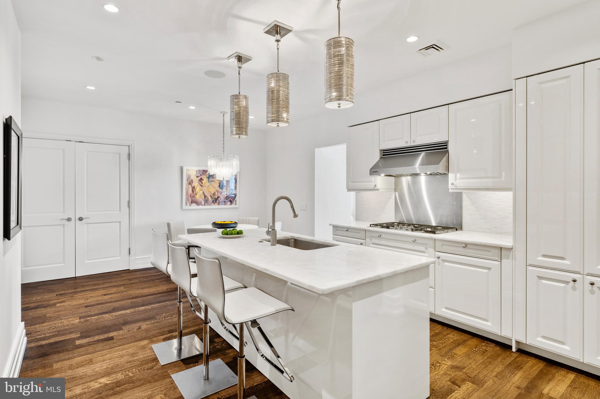 RITTENHOUSE SQUARE - Residential