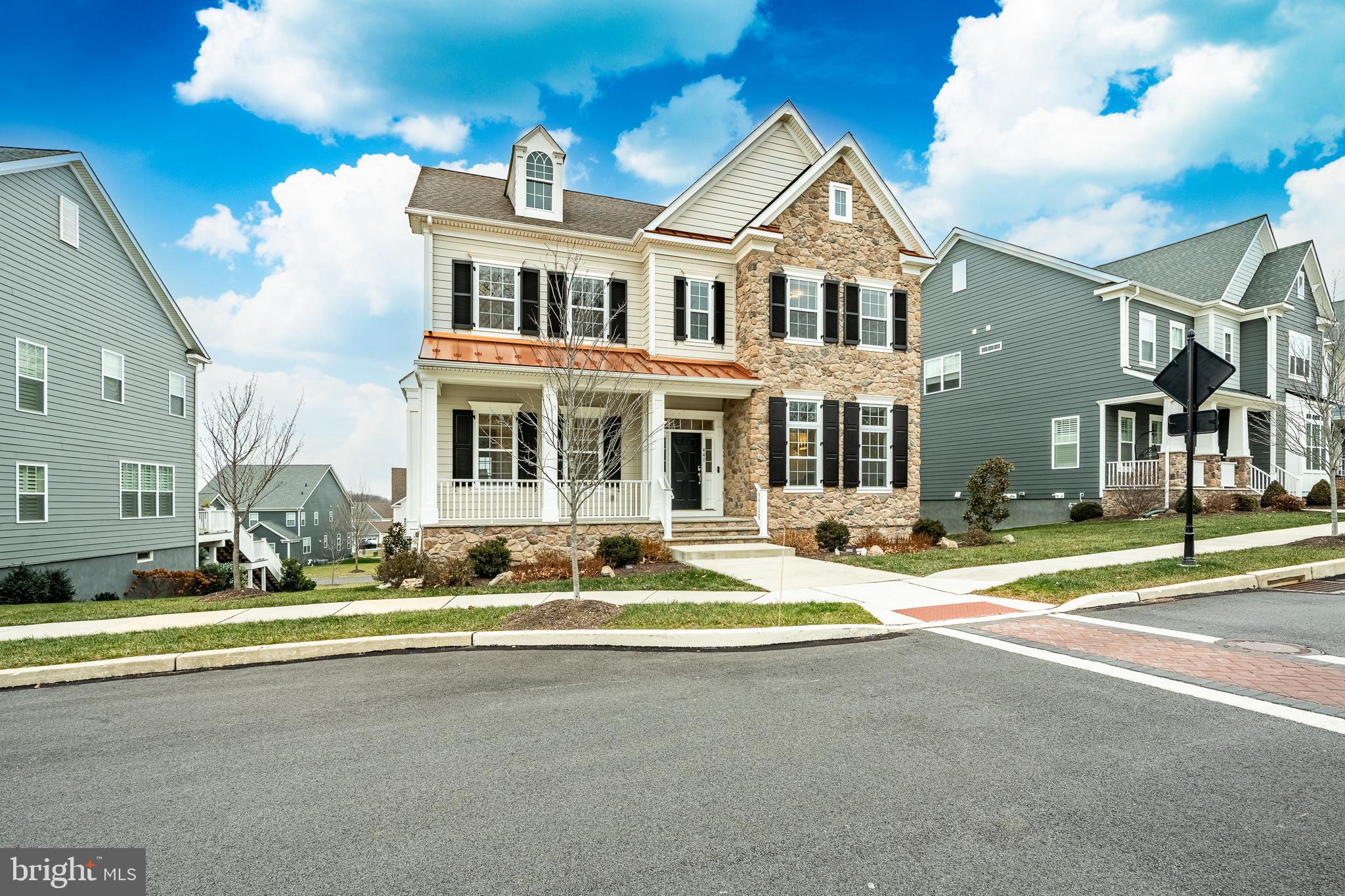 SPRING OAK - Residential