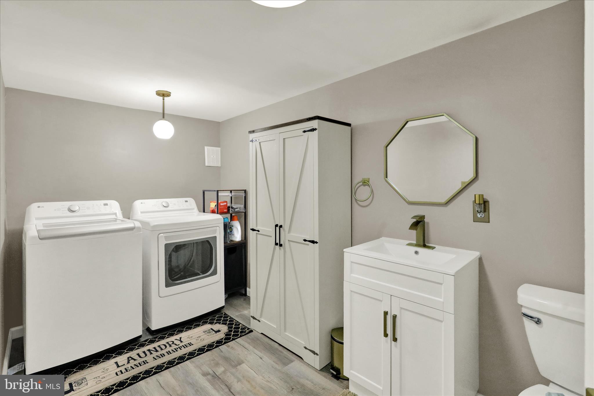 COLUMBIA - Residential