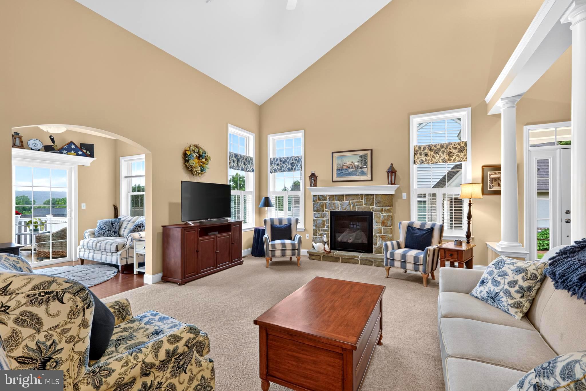 THE WOODS AT ROCK RAYMOND - Residential